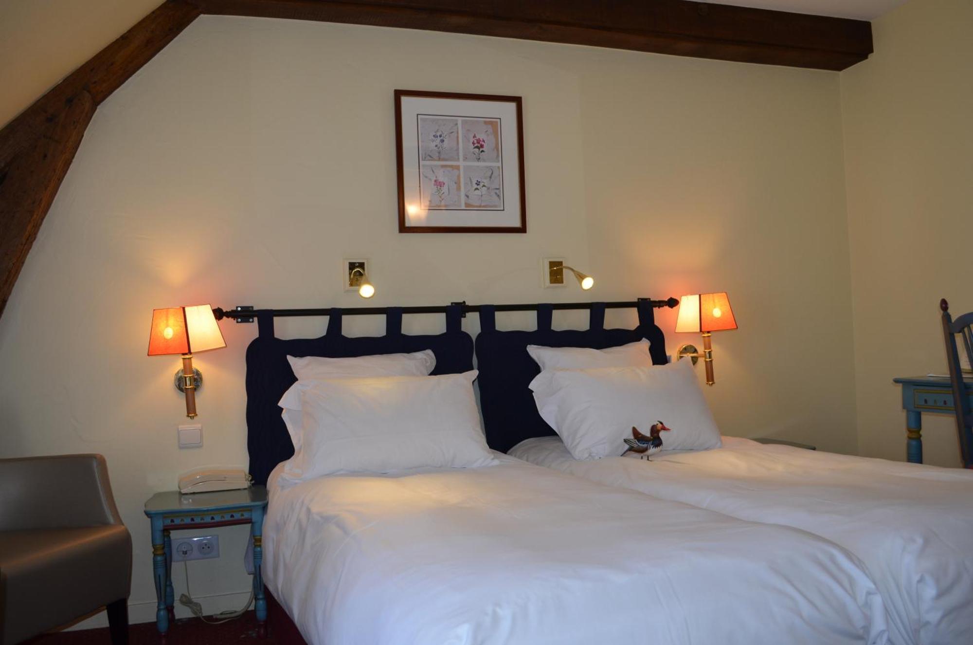Logis Hotel Auberge Du Cheval Blanc Yvoy-le-Marron Zewnętrze zdjęcie