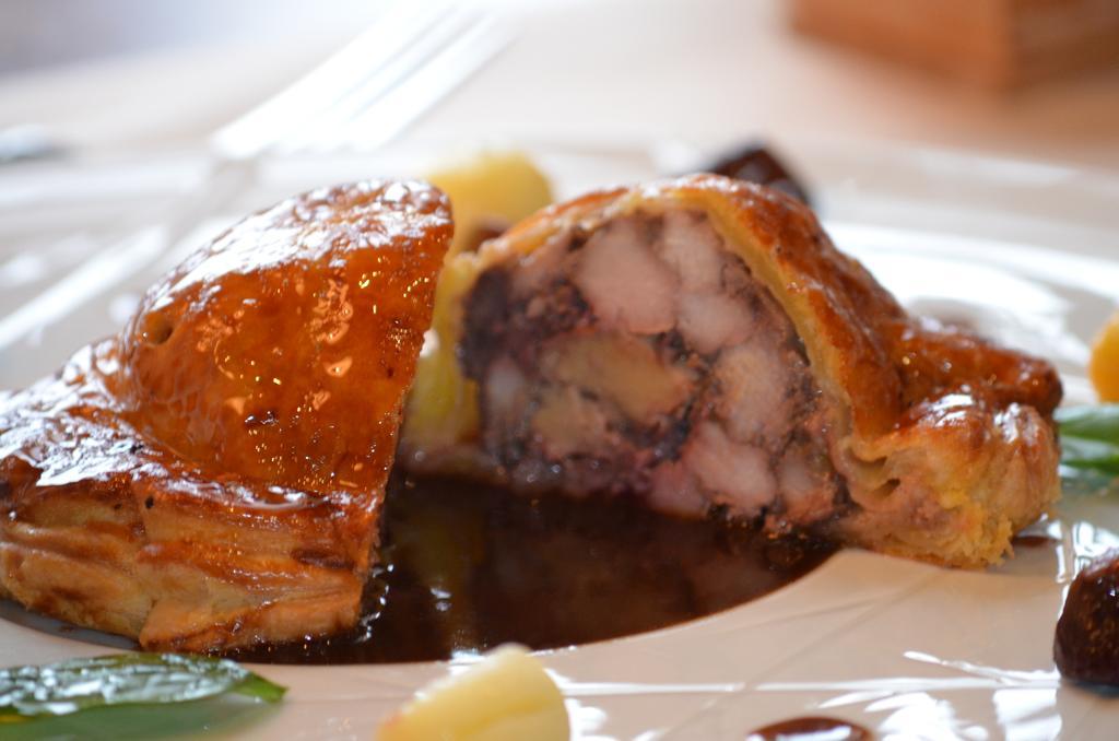 Logis Hotel Auberge Du Cheval Blanc Yvoy-le-Marron Zewnętrze zdjęcie